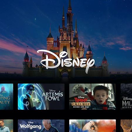 Pentru Plata Numerar Cautati Pe G00Gle, Norsk Skogkatt Galati - Big Tv Disneyplus Tv! Εξωτερικό φωτογραφία